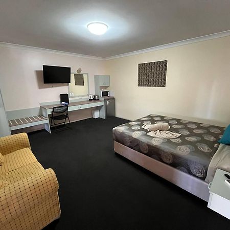 Copper City Motel Cobar Εξωτερικό φωτογραφία