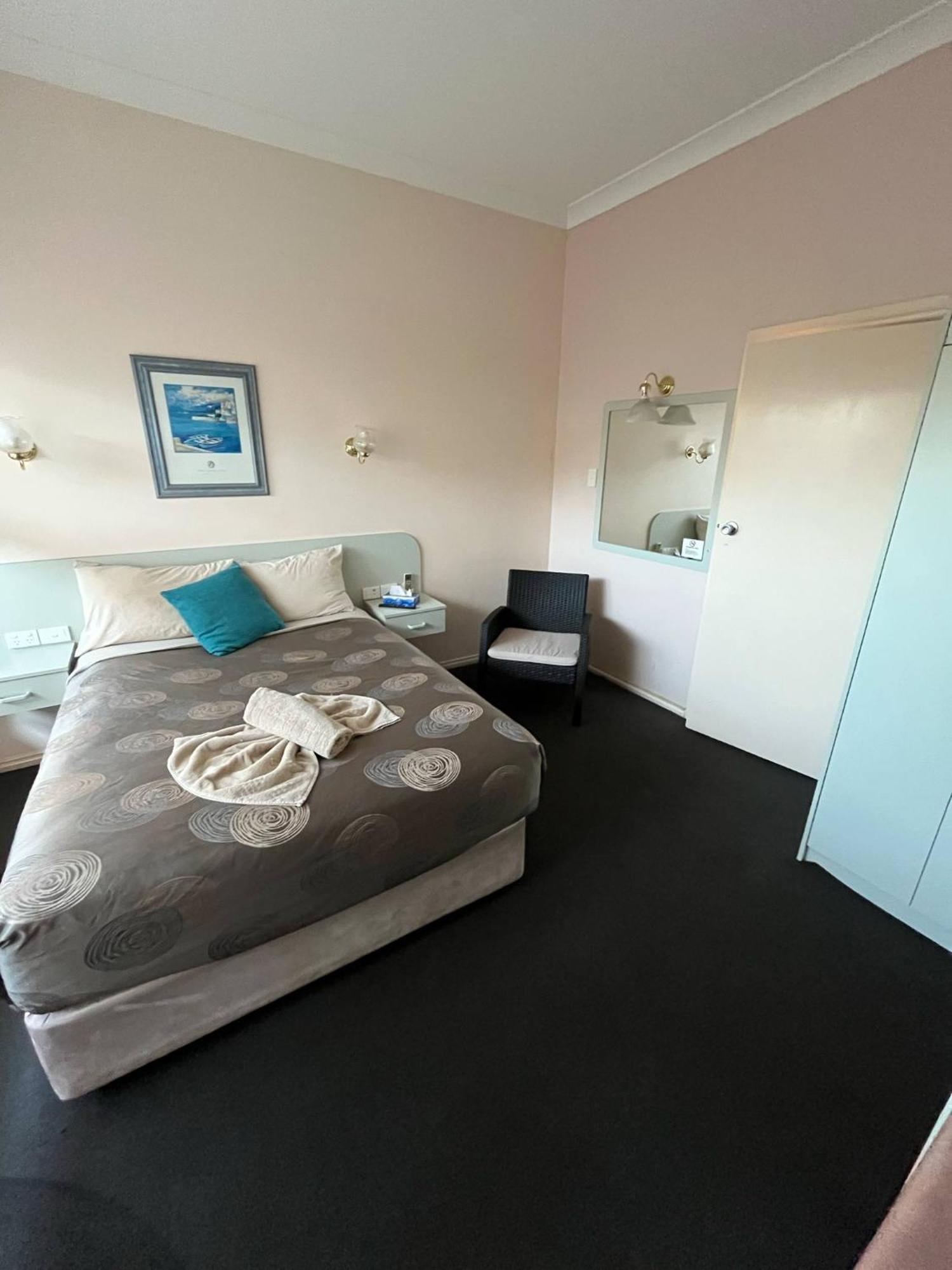 Copper City Motel Cobar Εξωτερικό φωτογραφία