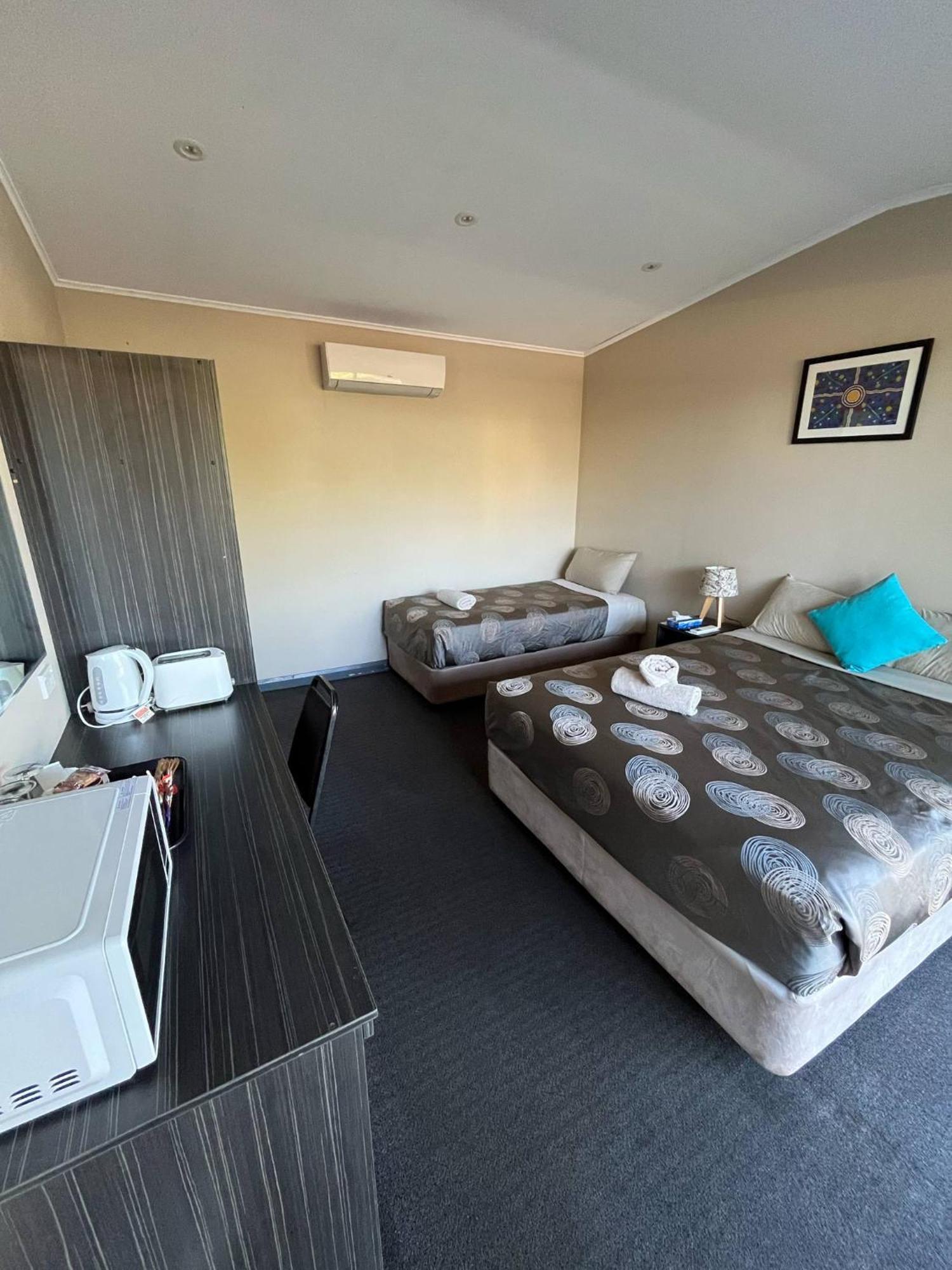 Copper City Motel Cobar Εξωτερικό φωτογραφία