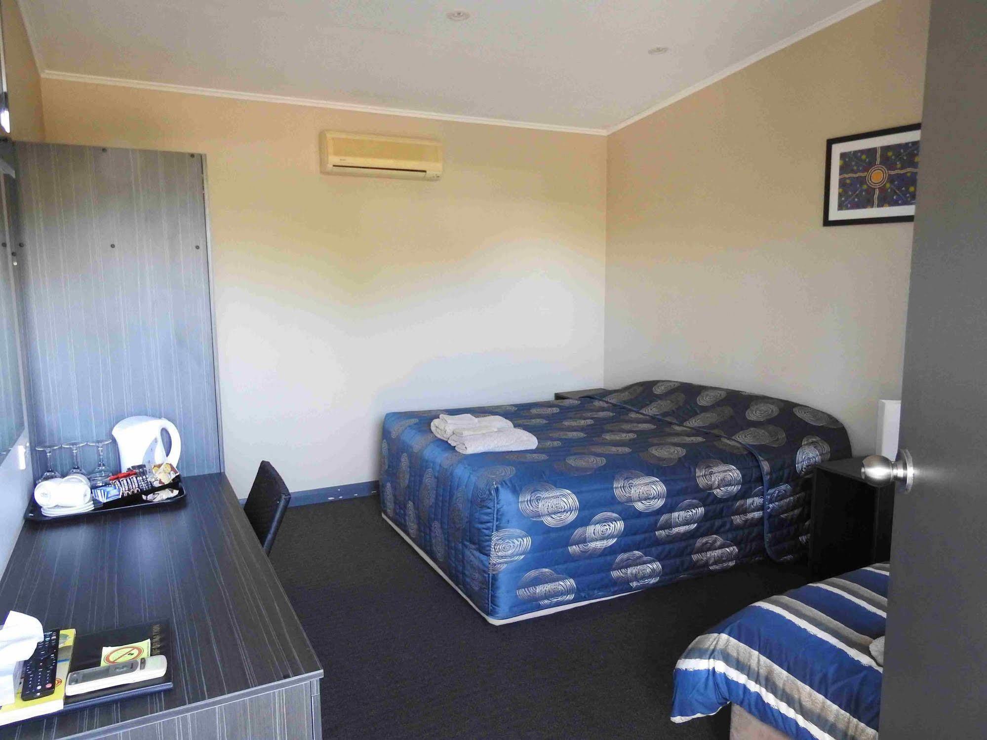 Copper City Motel Cobar Εξωτερικό φωτογραφία