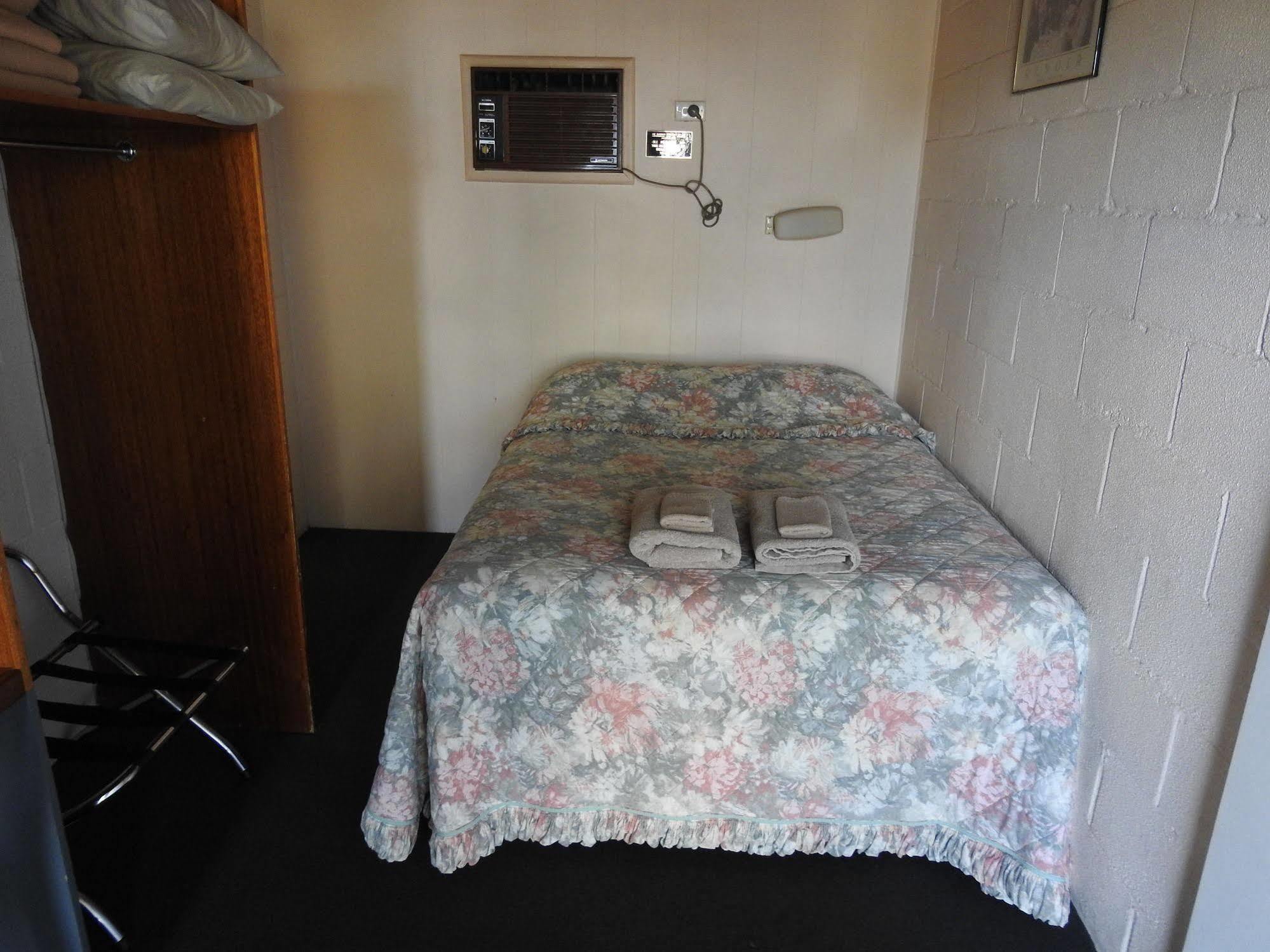 Copper City Motel Cobar Εξωτερικό φωτογραφία