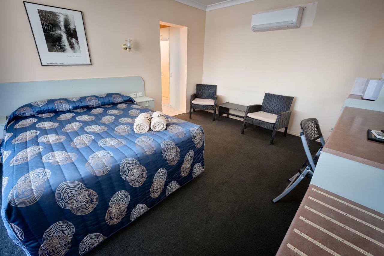 Copper City Motel Cobar Εξωτερικό φωτογραφία